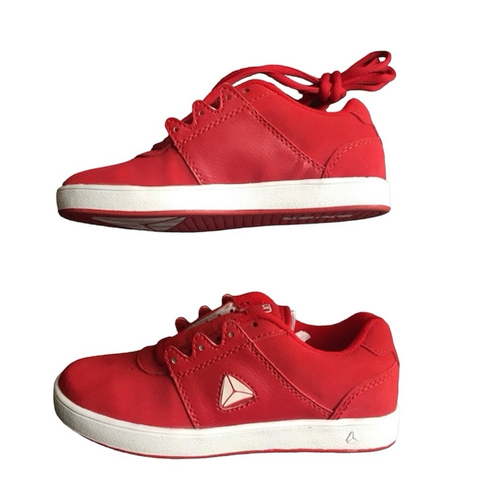 Axion “Heritage” sneakers